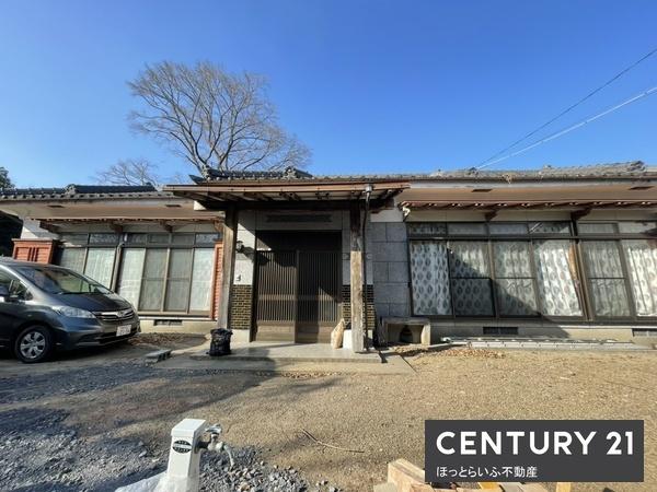 部屋数多数の平屋建て中古住宅 大家族でも大丈夫