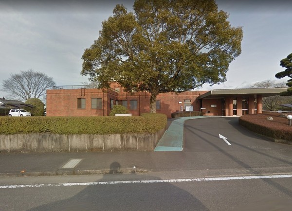 都城市豊満町の中古一戸建て(安藤胃腸科外科医院)