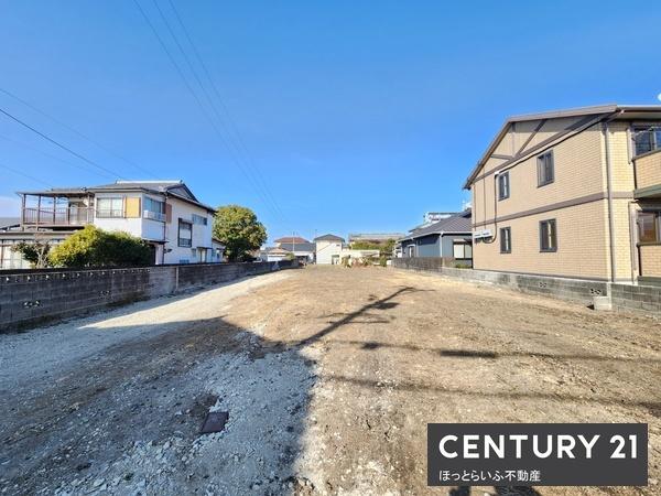 通りから入った場所に200坪の土地が出ました
