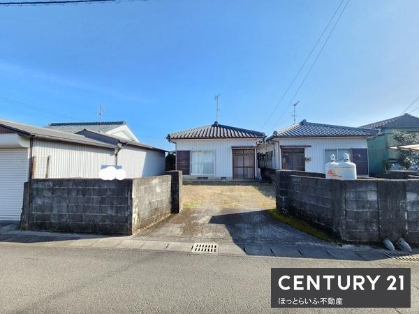 買い物にも便利な立地に宅地が登場しました