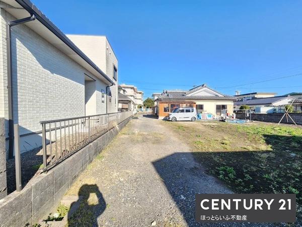 交通量少ない静かな環境にある土地です