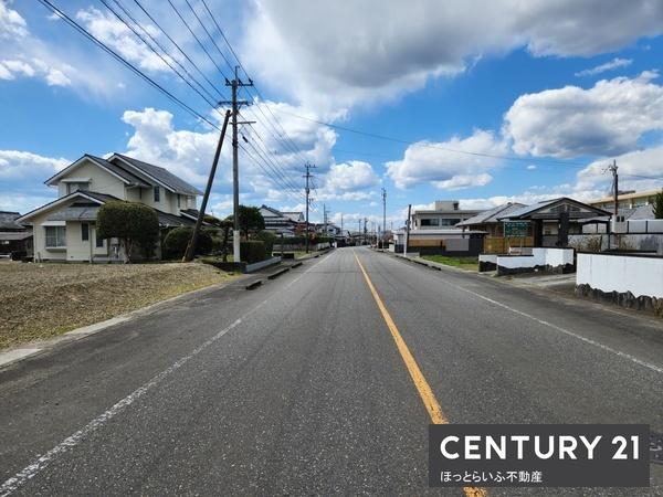 大通に面したまとまった土地が出ました
