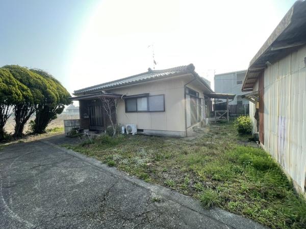 3LDK平屋の中古戸建です。