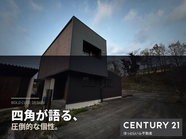 黒の存在感　15台の余裕
