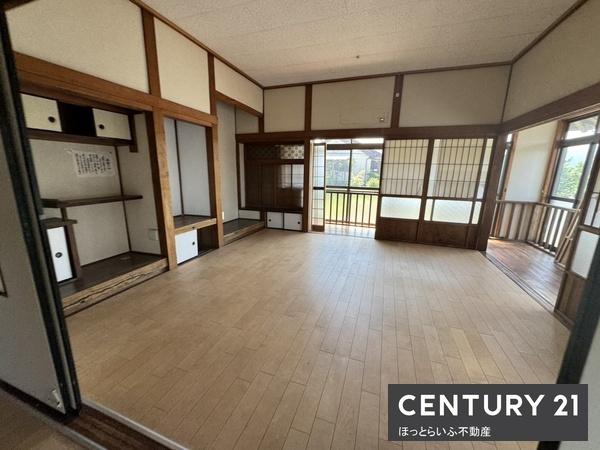 事業用にもピッタリな広い土地が登場しました