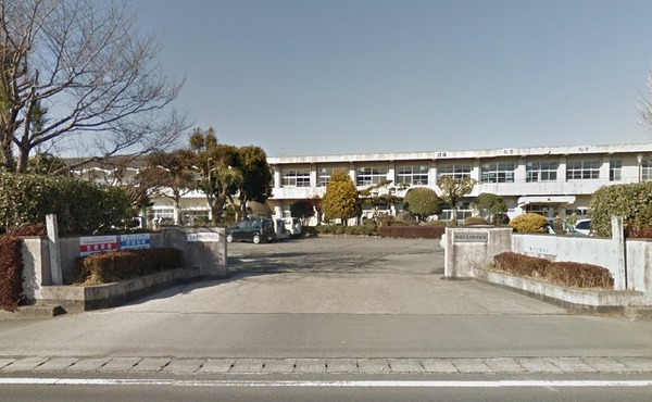都城市梅北町の中古一戸建て(都城市立中郷中学校)