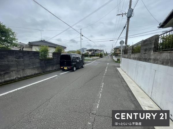ファミリーにもおすすめ倉庫付きの広々間取り物件です