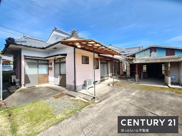 静けさに包まれた田舎暮らし　車庫倉庫付きですぐに使える一邸