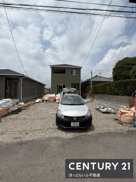 部屋数が多くお出かけにも便利な立地の新築物件です