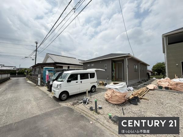 お買い物に便利な立地に新築平屋建てが登場します