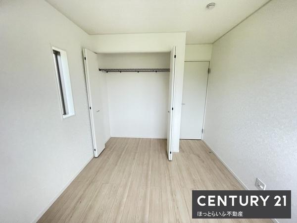 お買い物に便利な立地に新築平屋建てが登場します