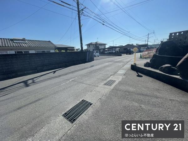 高速道路へのアクセスも良好な立地にある事務所です