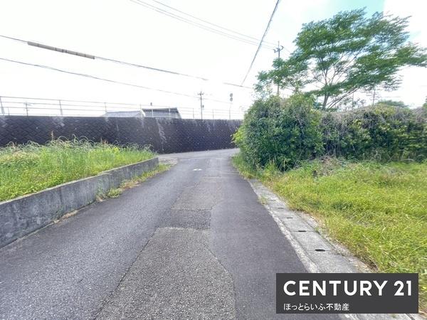 周辺には生活利便施設も充実し快適な暮らしを実現できます