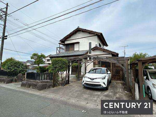 徒歩でお買い物に行けちゃう便利な立地の中古物件