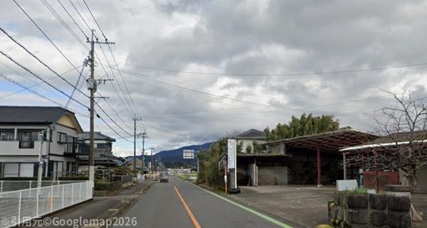 ２６９号線沿いにある倉庫です