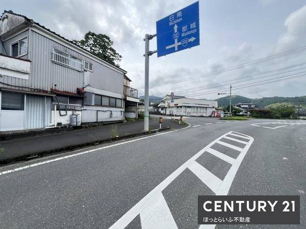 ご家族も安心　小学校すぐ近くに物件が出ました