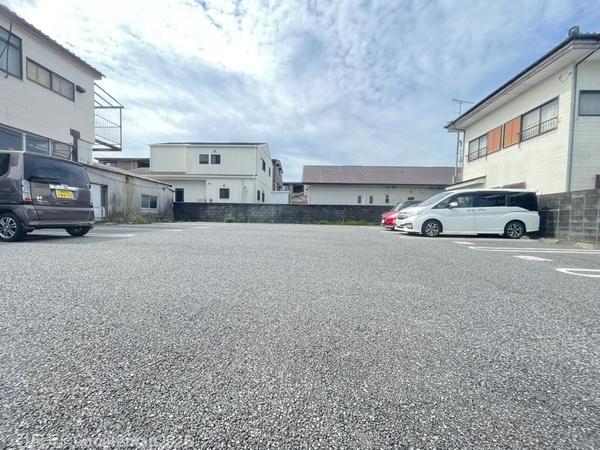 街の中心地にある土地です