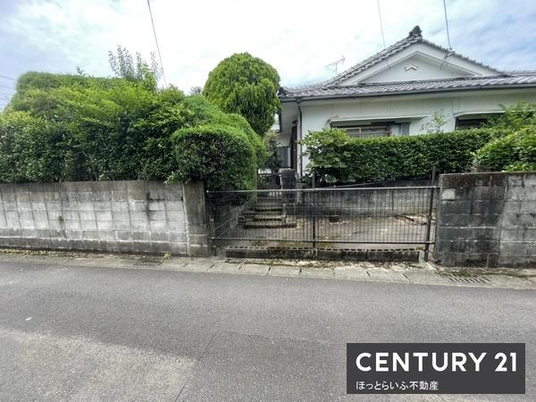鷹尾４丁目に土地の広さが１４０坪ある中古が出ました