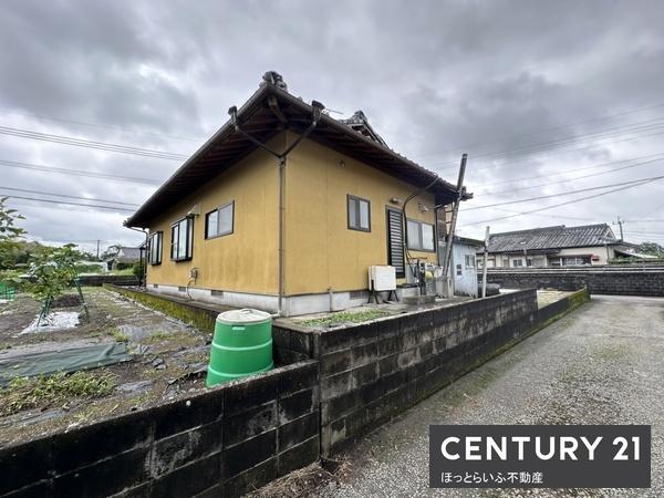 静かな場所に築28年の中古物件が出ました