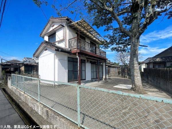 静かな場所に中古物件が出ました