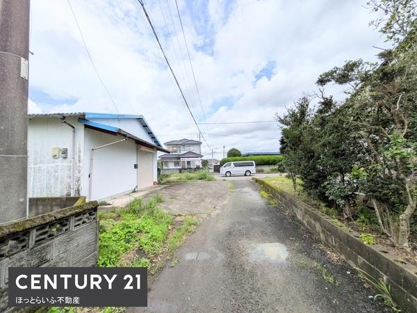 住居付き店舗　倉庫