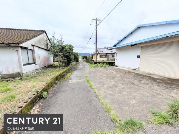 住居付き店舗　倉庫