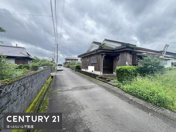 のどかな雰囲気でご自身で手を加える楽しみがある物件です