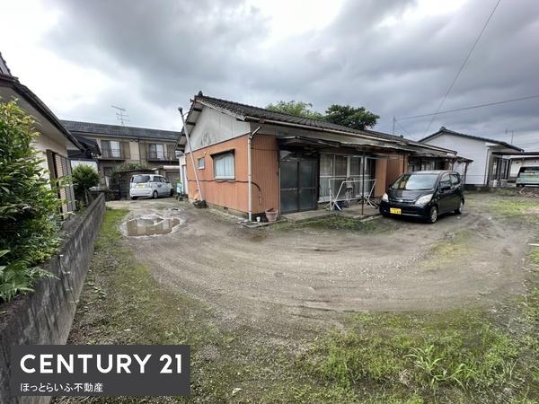 鷹尾三丁目の物件のご紹介です　土地としてもご活用できます