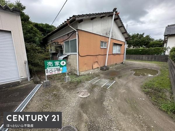 鷹尾三丁目の物件のご紹介です　土地としてもご活用できます
