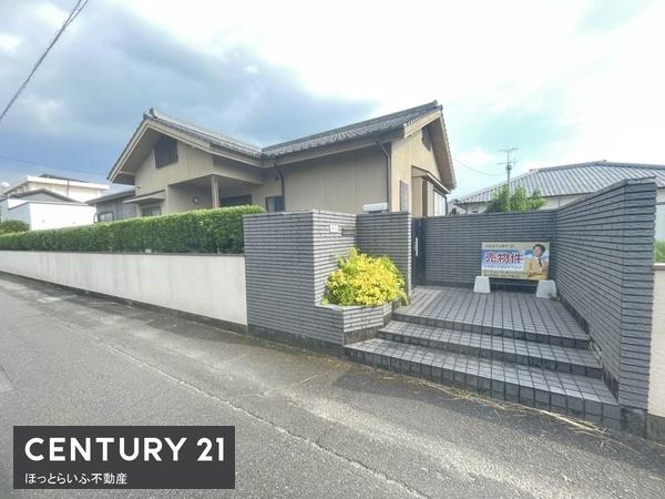 立地良好　建物はハウスメーカー施工の平屋建て中古物件