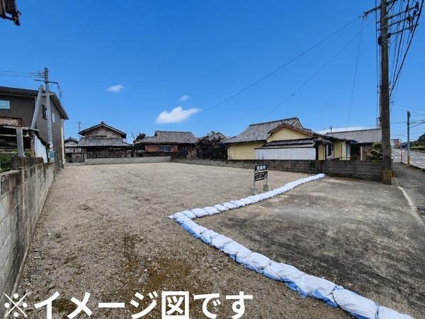 小学校近くご家族も安心な場所に102坪の土地が出ました