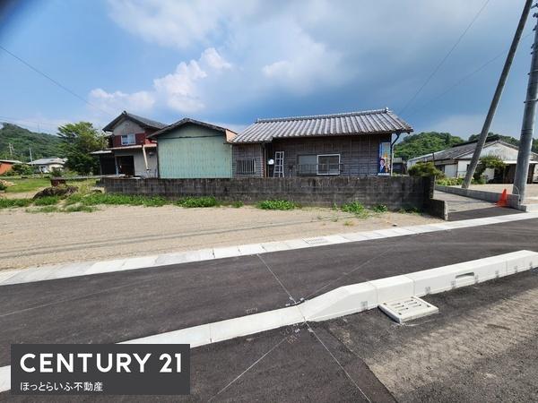 269号線沿いに資材置き場等に利用できる土地が出ました