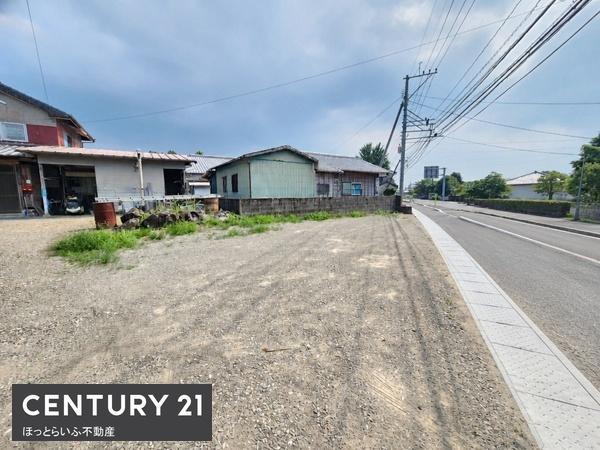 269号線沿いに資材置き場等に利用できる土地が出ました