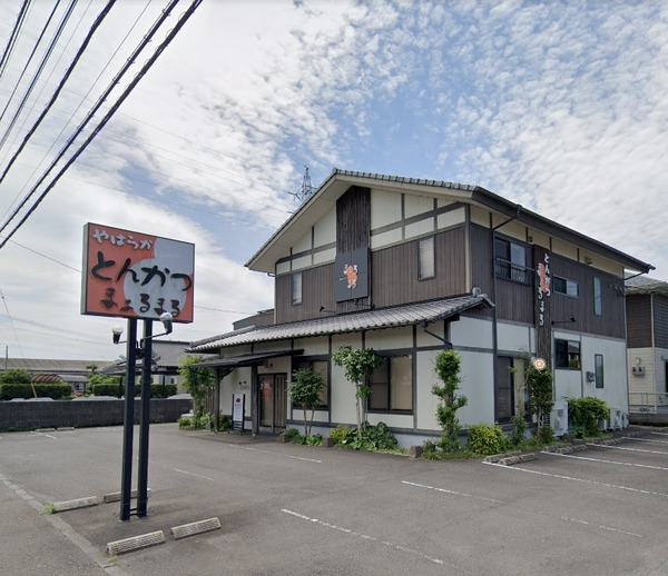 都城市蓑原町の倉庫(とんかつまぁるまる)