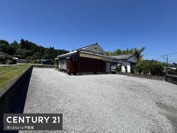 山田町山田中古物件庭が広いです