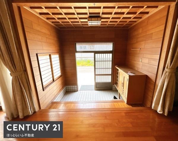 静かな環境に中古住宅が出ました