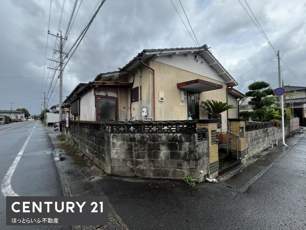 住宅街の北西角地に土地が出ました