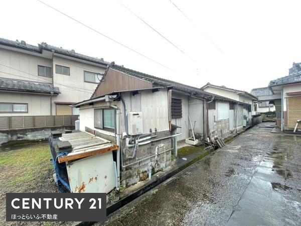 鷹尾四丁目の戸建て投資物件　　2棟ついています