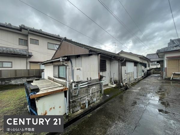 鷹尾四丁目の戸建て投資物件　　2棟ついています