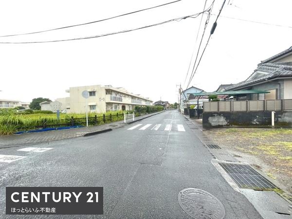 鷹尾四丁目の戸建て投資物件　　2棟ついています