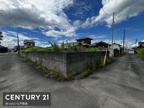 人気エリアの角地に広々とした土地が登場しました