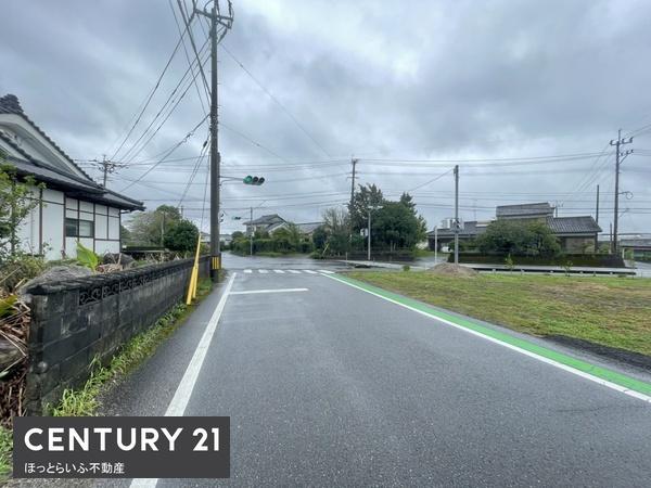 学校近くの好立地　店舗付き住居物件です