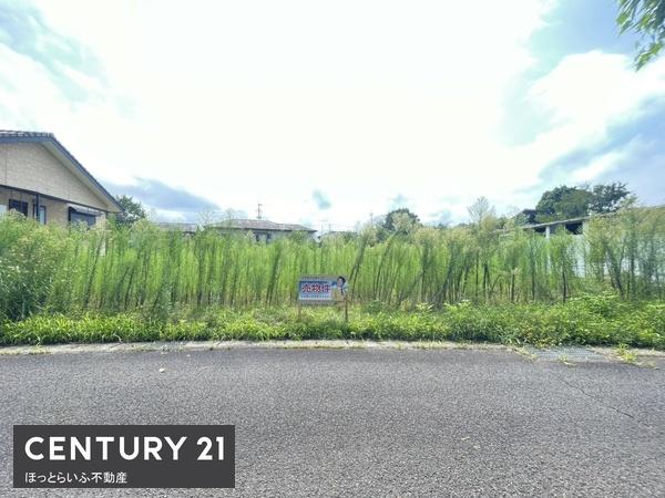 住宅建設のほかに菜園も楽しみたい方向けの土地です