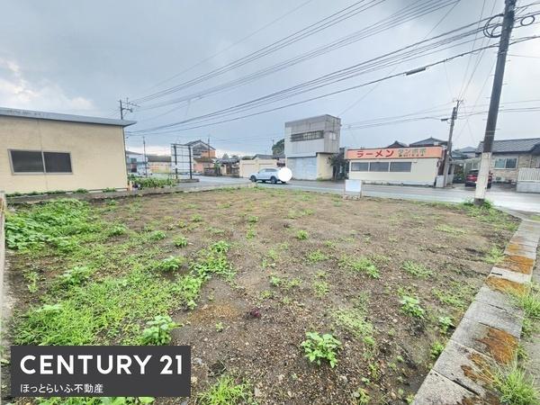 大通り沿いに整形地の角地が出ました
