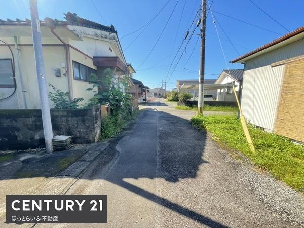 閑静な住宅街に部屋数の多い中古住宅が登場しました
