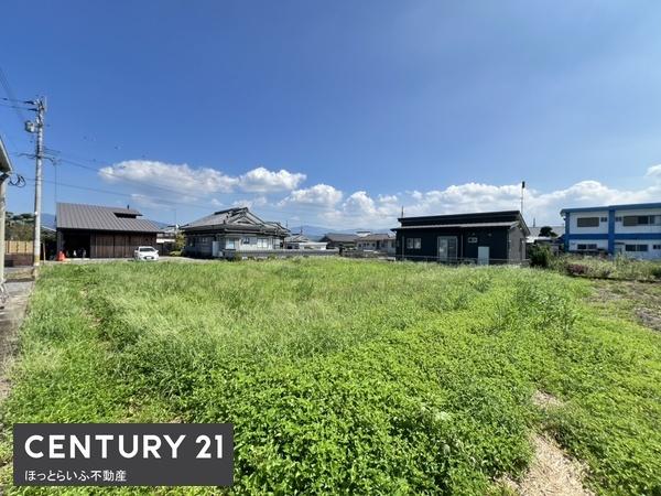 高速道路乗り口へもアクセスしやすい暮らしに便利な立地です