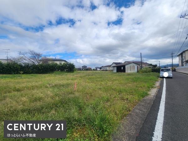 静かな環境に広がる事業用向けの土地が出ました