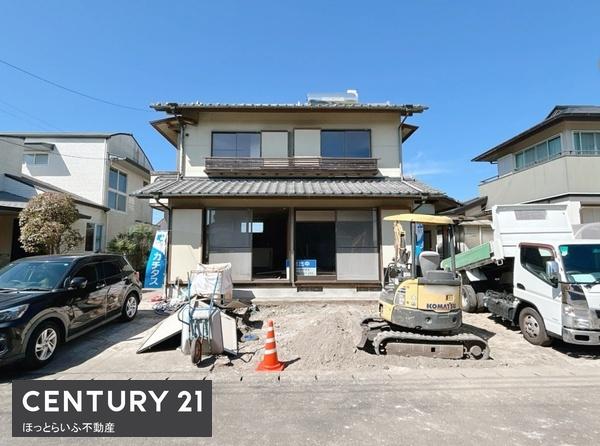 内装・外装共にリフォームされる綺麗な戸建て