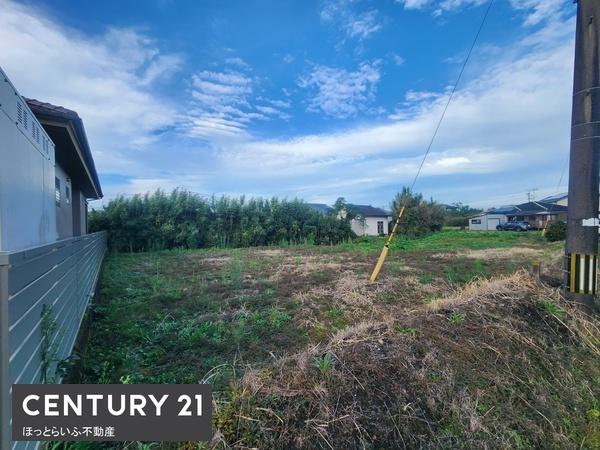 閑静な住宅街にあり自然豊かな環境にある土地