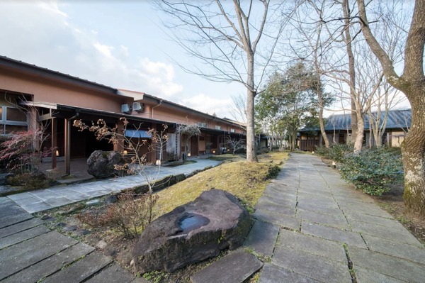 都城市山田町中霧島の土地(旬の料理とお湯の宿常盤荘)